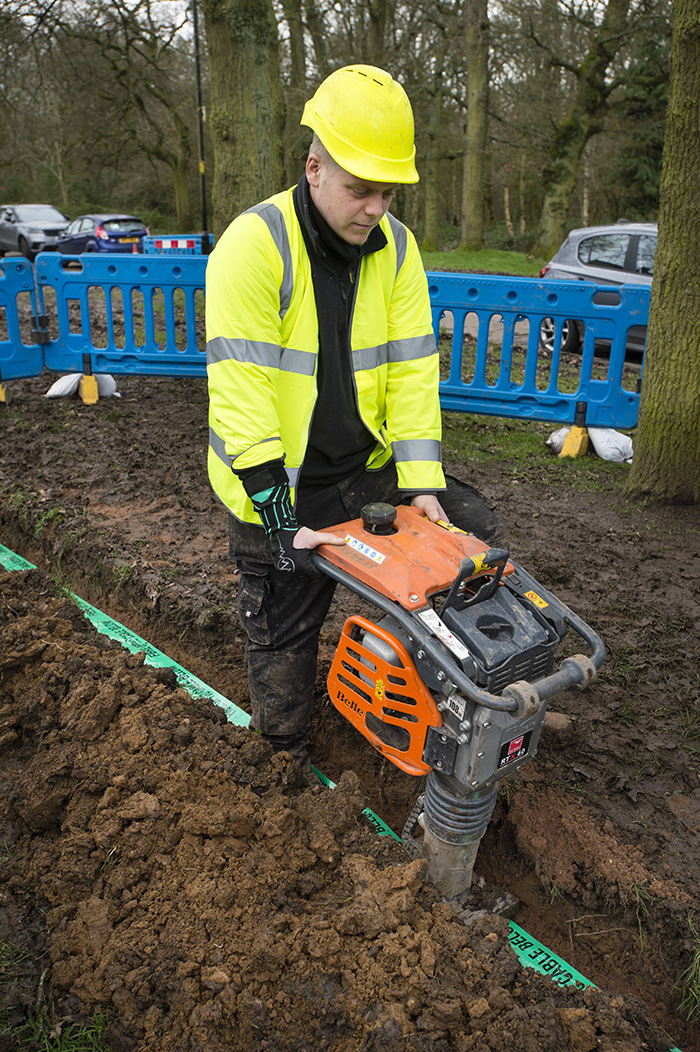 Operative wearing HAV Sentry Glove